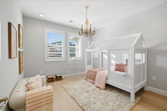 4293 Oak Knoll Dr, Dublin, CA 94568