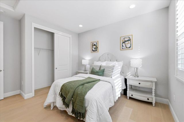 4293 Oak Knoll Dr, Dublin, CA 94568