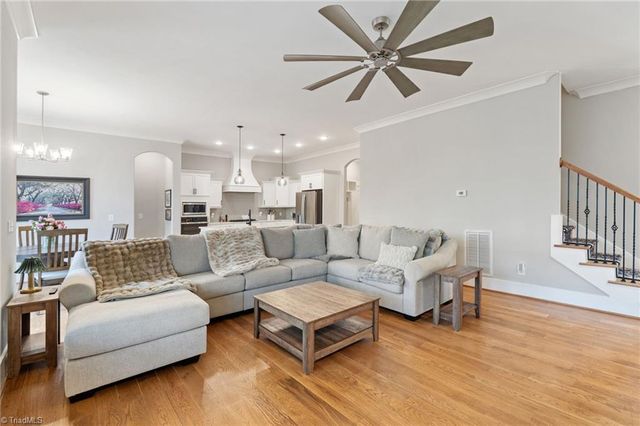 6374 Gumwood Road, Oak Ridge, NC 27310