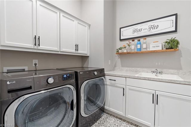 6374 Gumwood Road, Oak Ridge, NC 27310