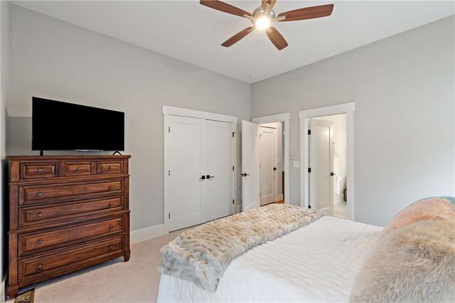 6374 Gumwood Road, Oak Ridge, NC 27310