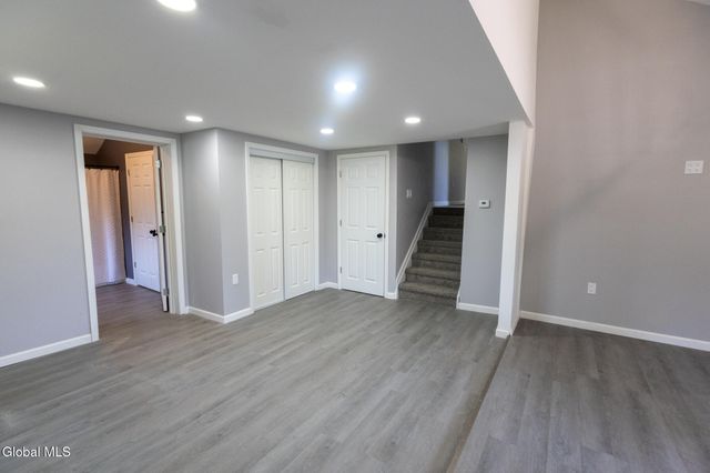 33 Alta Avenue, Queensbury, NY 12804