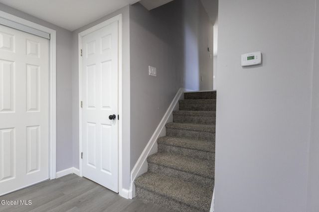 33 Alta Avenue, Queensbury, NY 12804