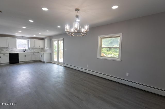 33 Alta Avenue, Queensbury, NY 12804