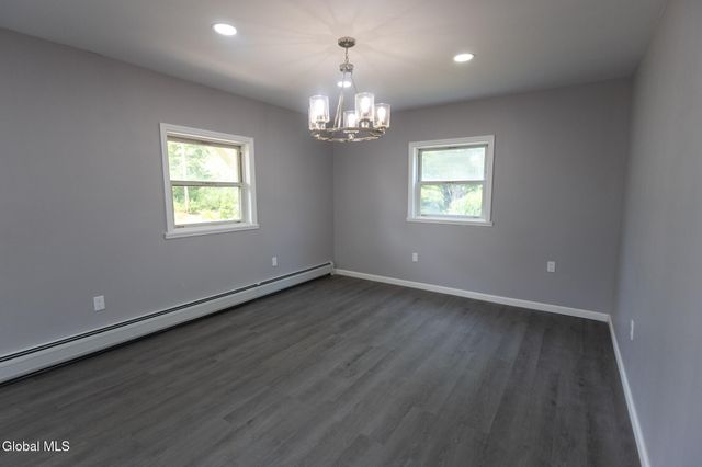 33 Alta Avenue, Queensbury, NY 12804