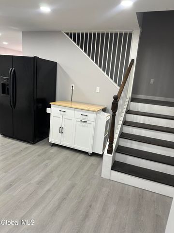 33 Alta Avenue, Queensbury, NY 12804