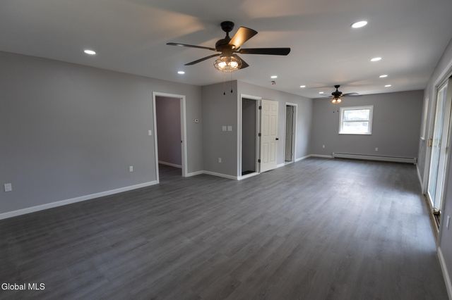 33 Alta Avenue, Queensbury, NY 12804