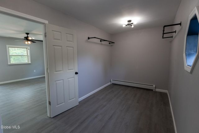 33 Alta Avenue, Queensbury, NY 12804