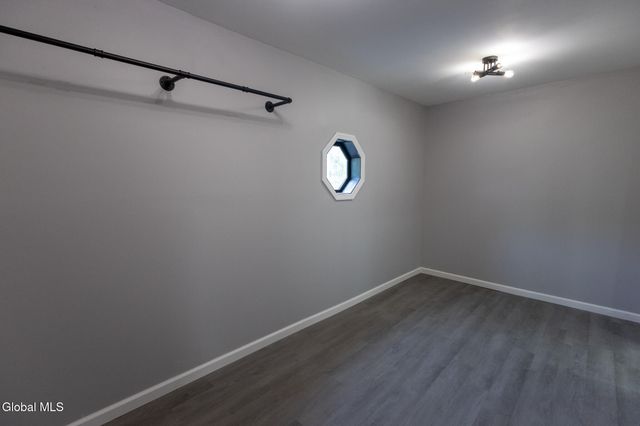 33 Alta Avenue, Queensbury, NY 12804