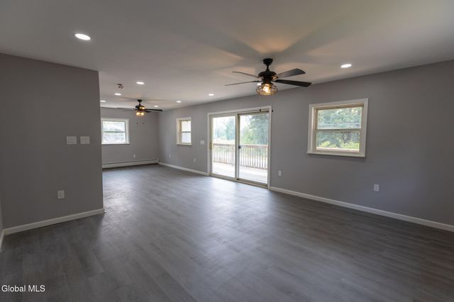 33 Alta Avenue, Queensbury, NY 12804