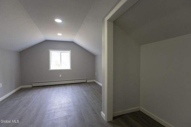 33 Alta Avenue, Queensbury, NY 12804