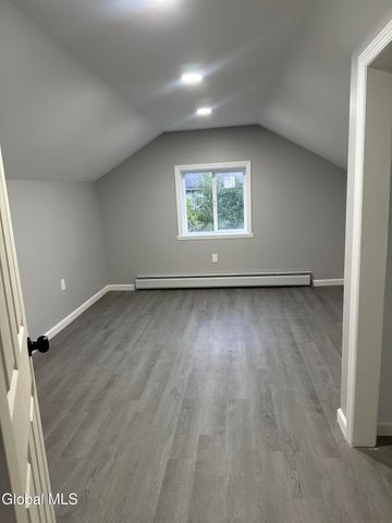 33 Alta Avenue, Queensbury, NY 12804