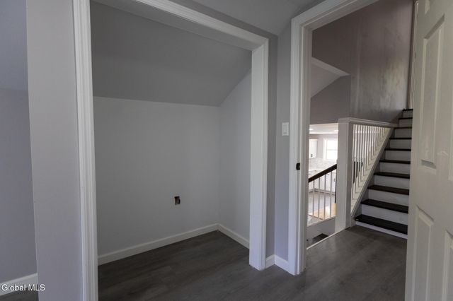 33 Alta Avenue, Queensbury, NY 12804