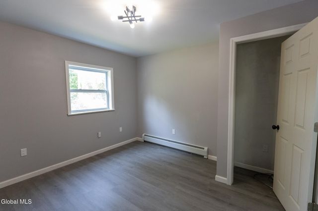 33 Alta Avenue, Queensbury, NY 12804