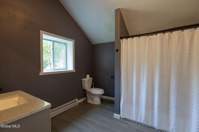 33 Alta Avenue, Queensbury, NY 12804