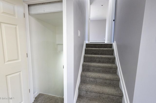 33 Alta Avenue, Queensbury, NY 12804