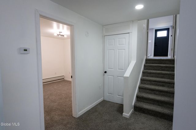 33 Alta Avenue, Queensbury, NY 12804