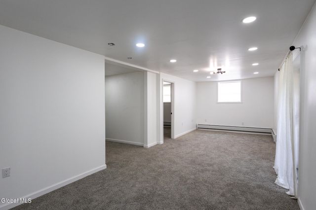 33 Alta Avenue, Queensbury, NY 12804