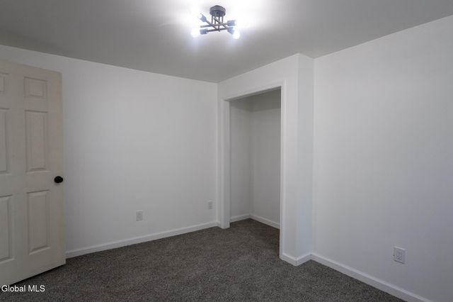 33 Alta Avenue, Queensbury, NY 12804