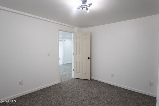 33 Alta Avenue, Queensbury, NY 12804