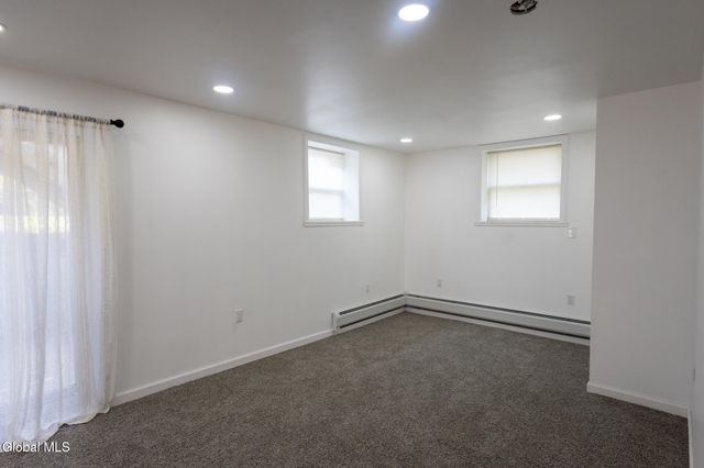 33 Alta Avenue, Queensbury, NY 12804