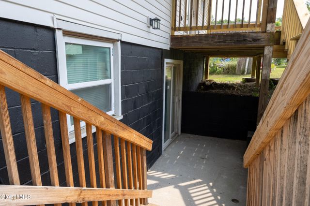 33 Alta Avenue, Queensbury, NY 12804