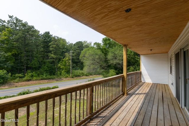 33 Alta Avenue, Queensbury, NY 12804