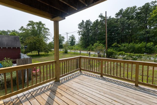 33 Alta Avenue, Queensbury, NY 12804