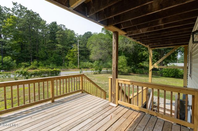 33 Alta Avenue, Queensbury, NY 12804