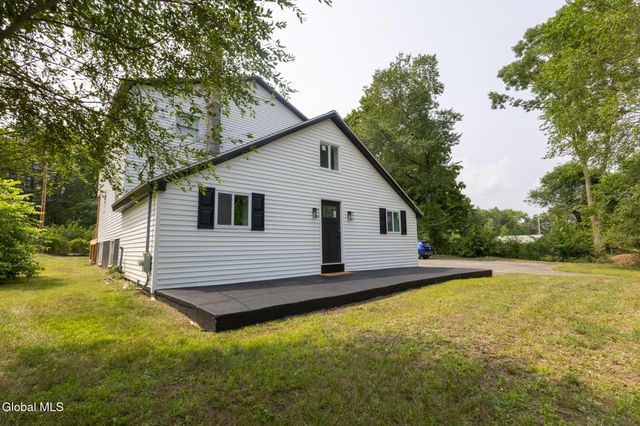 33 Alta Avenue, Queensbury, NY 12804