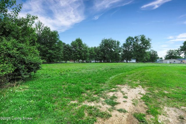 11020 Elda Dr, Louisville, KY 40229