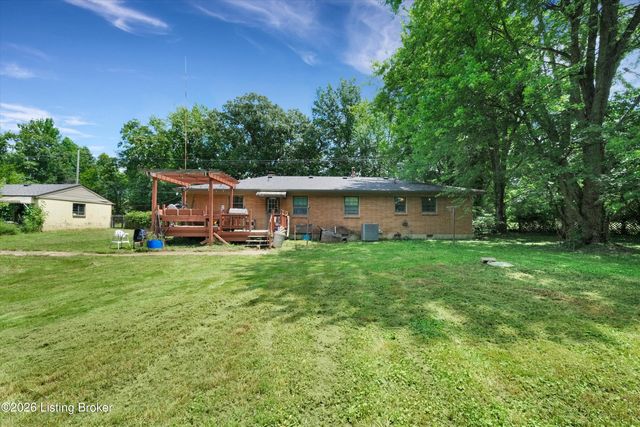 11020 Elda Dr, Louisville, KY 40229