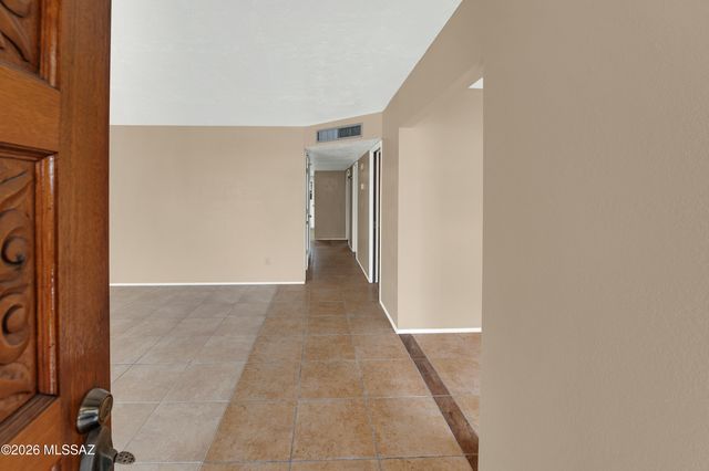 1092 N Caribe Avenue, Tucson, AZ 85710