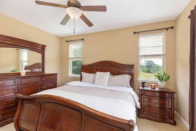 122 E Tuscany Court A, Hollister, MO 65672