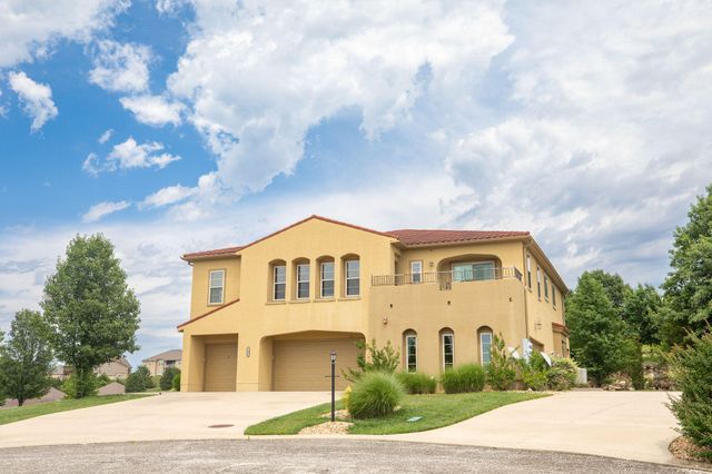 122 E Tuscany Court A, Hollister, MO 65672