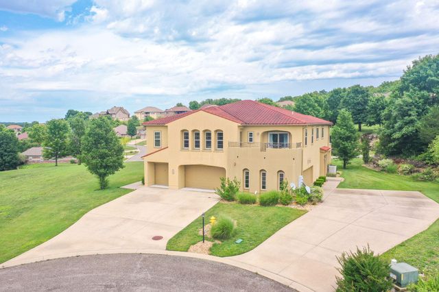 122 E Tuscany Court A, Hollister, MO 65672