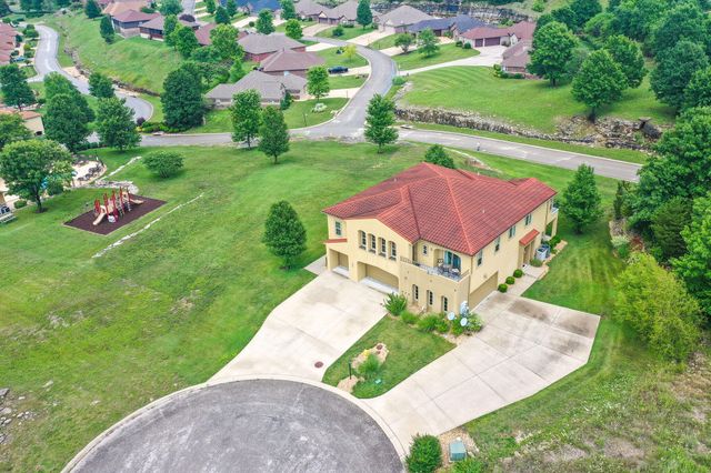 122 E Tuscany Court A, Hollister, MO 65672