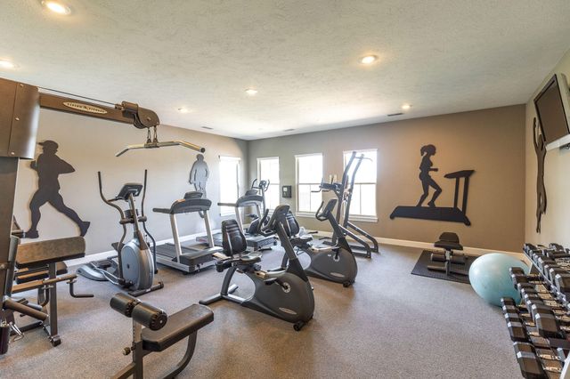 122 E Tuscany Court A, Hollister, MO 65672