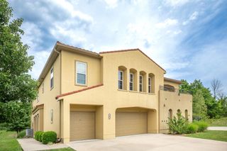 122 E Tuscany Court A, Hollister, MO 65672