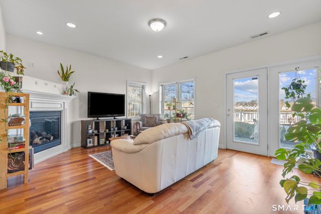 750 Quinnipiac Avenue 7, New Haven, CT 06513