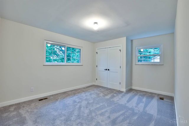 8765 Weller Road, Montgomery, OH 45249