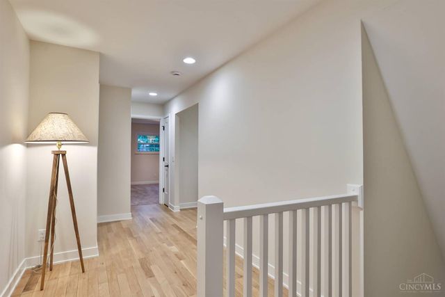 8765 Weller Road, Montgomery, OH 45249