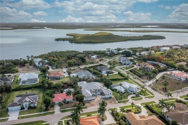 841 Scott DR, Marco Island, FL 34145