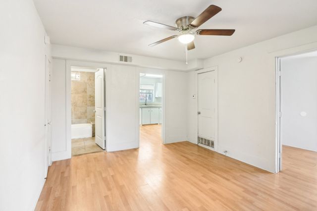 1906 Grainger Street, Fort Worth, TX 76110