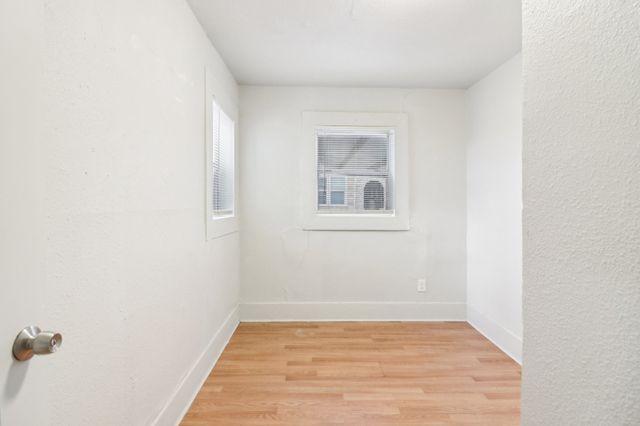1906 Grainger Street, Fort Worth, TX 76110