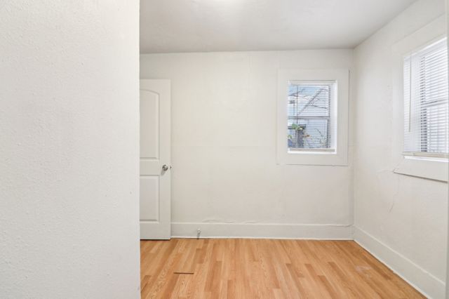 1906 Grainger Street, Fort Worth, TX 76110