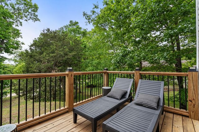 599 Holiday Acres Circle, Branson West, MO 65737