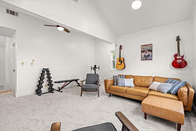 599 Holiday Acres Circle, Branson West, MO 65737