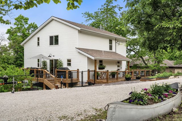 599 Holiday Acres Circle, Branson West, MO 65737