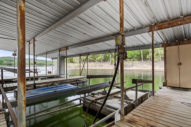 599 Holiday Acres Circle, Branson West, MO 65737